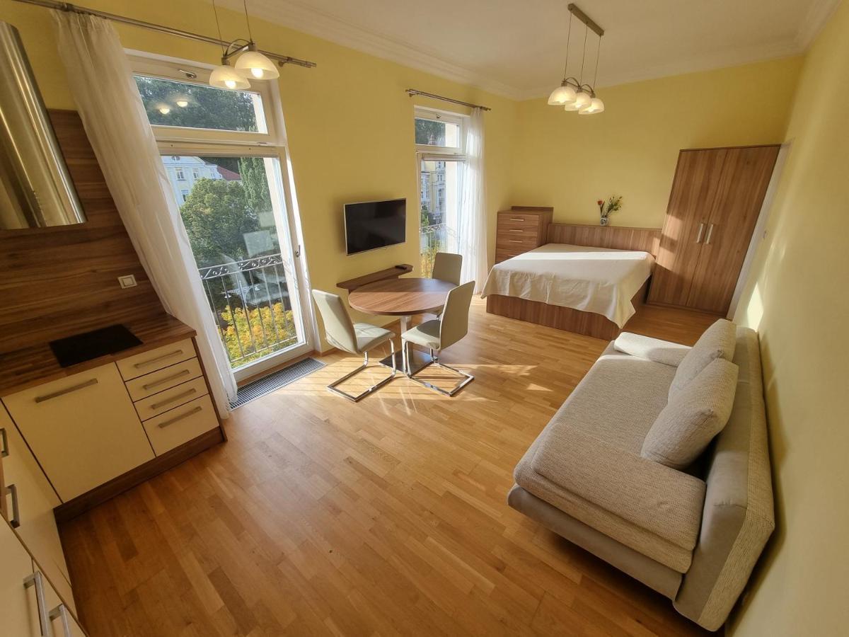 Apartman Orsten Mariańskie Łaźnie Zewnętrze zdjęcie